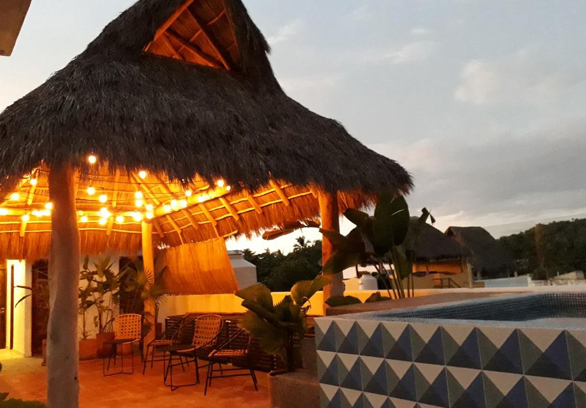 Atardecer en la palapa del HotelCasa Cora